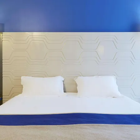 Kyriad Prestige Hotel
